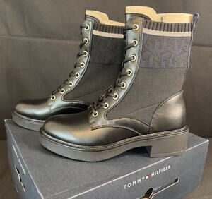 NIB TOMMY HILFIGER Boots Women’s 7 - NEW In Box